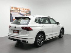 Volkswagen Tiguan L 330TSI automatic two-wheel drive R-Line version - фото 2