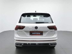 Volkswagen Tiguan L 330TSI automatic two-wheel drive R-Line version - фото 4