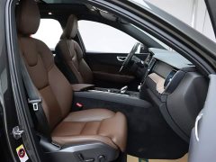 Volvo XC60 2022 B5 four-wheel drive Zhiyuan Deluxe Edition - фото 13