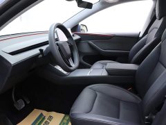 Tesla Model Y rear-wheel drive version - фото 12