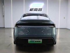 Tesla Model Y rear-wheel drive version - фото 5