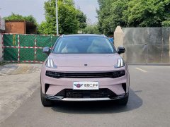 Lynk & Co 06 2021 1.5T Shero Pink Special Edition - фото 2