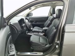 Mitsubishi Outlander 2020 2.4L four-wheel drive exclusive version, 5 seats - фото 10