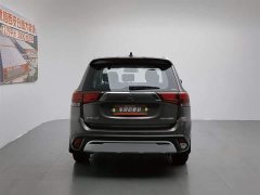 Mitsubishi Outlander 2020 2.4L four-wheel drive exclusive version, 5 seats - фото 4