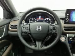 Honda UR-V 370TURBO four-wheel drive exclusive version - фото 11