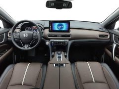 Honda UR-V 370TURBO four-wheel drive exclusive version - фото 5