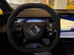 Lynk & Co EMEYA 2025 900 performance version - фото 9