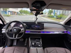 BMW 7 Series 2023 735Li M Sports Package - фото 8