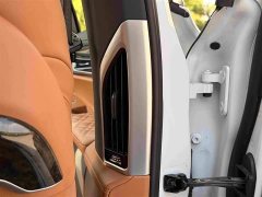 BMW 7 Series 2021 740Li Leading Luxury Package - фото 19
