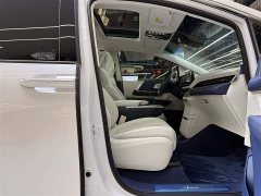Lynk & Co Century 2.0T Seven-Seater Yunshi Edition - фото 13