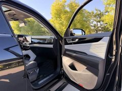 Lynk & Co Touron 2024 380TSI four-wheel drive Dragon Edition - фото 8