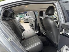 BMW Roewe i5 2021 1.5L CVT Diamond Edition - фото 10