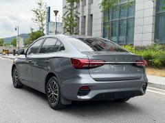 BMW Roewe i5 2021 1.5L CVT Diamond Edition - фото 13