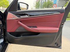 BMW 5 Series facelift 525Li M Sports Package - фото 13
