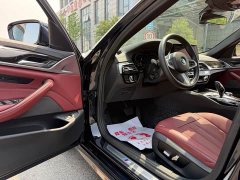 BMW 5 Series facelift 525Li M Sports Package - фото 6