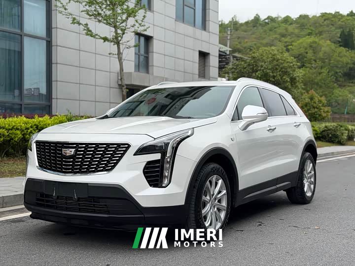 Cadillac XT4 28T two-wheel drive technology - автомобиль из Китая