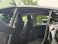 Tesla Model Y rear-wheel drive version - фото 6