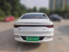 BYD Qin PLUS Champion Edition DM-i 55KM Leading Type - фото 3