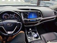 Toyota Highlander 2.0T four-wheel drive luxury version 7 seats - фото 10