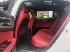Jaguar XEL 2.0T 250PS R-DYNAMIC S aggressive sports version - фото 10