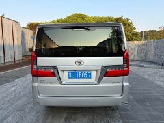 Toyota Granvia 2023 2.8T Diesel Middle East Edition - фото 6
