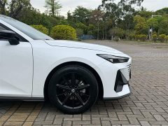 Changan UNI-V 1.5T premium - фото 5