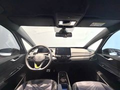 Volkswagen ID.3 upgraded pure smart version - фото 14