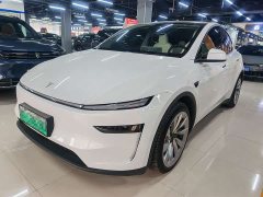 Tesla Model Y facelift long-range all-wheel drive version - фото 1