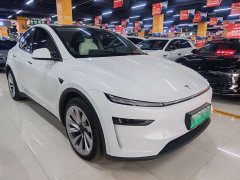 Tesla Model Y facelift long-range all-wheel drive version - фото 3