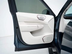 Lynk & Co 900 1.5T Ultra 6-seater - фото 12