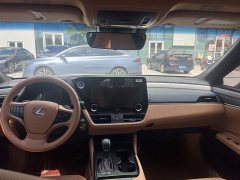 Lexus ES 300h Premium Edition - фото 5