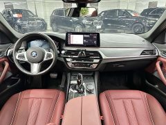 BMW 5 Series 530Li Leading M Sports Package - фото 13