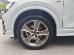 Audi Q2L 35TFSI fashionable and dynamic - фото 5