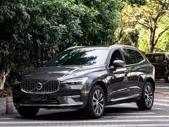 Volvo XC60 B5 four-wheel drive Zhiyuan Deluxe Edition - фото 1