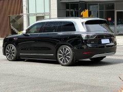 AITO Wenjie M9 extended range Max version 52kWh 6-seater version - фото 6