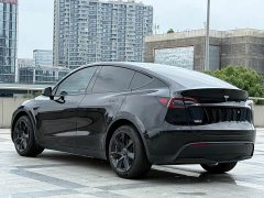 Tesla Model Y 2022 facelift, long-range all-wheel drive version - фото 15