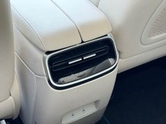 AITO M5 Extended Range AWD Ultimate Edition - фото 17