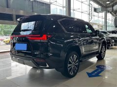 Lexus LX 600 US Spec - фото 6