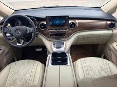 Mercedes-Benz V-Class 2021 V 260 L Long Wheelbase Luxury Edition - фото 18