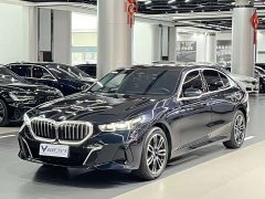 BMW 5 Series 525Li M Sports Package - фото 1