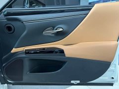 Lexus ES 2022 300h Luxury Edition - фото 13