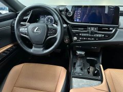 Lexus ES 2022 300h Luxury Edition - фото 18
