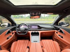 Lynk & Co Xingtu Lingyun 300T 2WD Xingyao Edition - фото 18