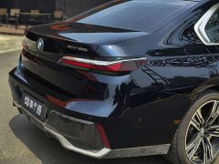 BMW i7 2023 xDrive60L M Sports Package - фото 17