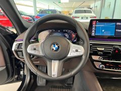 BMW 5 Series 2022 525Li M Sports Package - фото 11