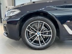 BMW 5 Series 2022 525Li M Sports Package - фото 4