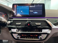 BMW 5 Series 2022 525Li M Sports Package - фото 8