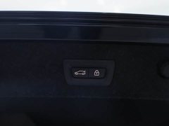 BMW 5 Series facelift 530Li leading M sports package - фото 20