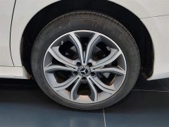 Mercedes-Benz E-Class E 300 L Sporty and Fashionable - фото 9