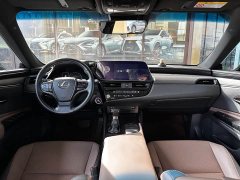 Lexus ES 300h Excellence Edition - фото 5